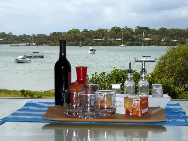 66 The Esplanade, Karragarra Island QLD 4184