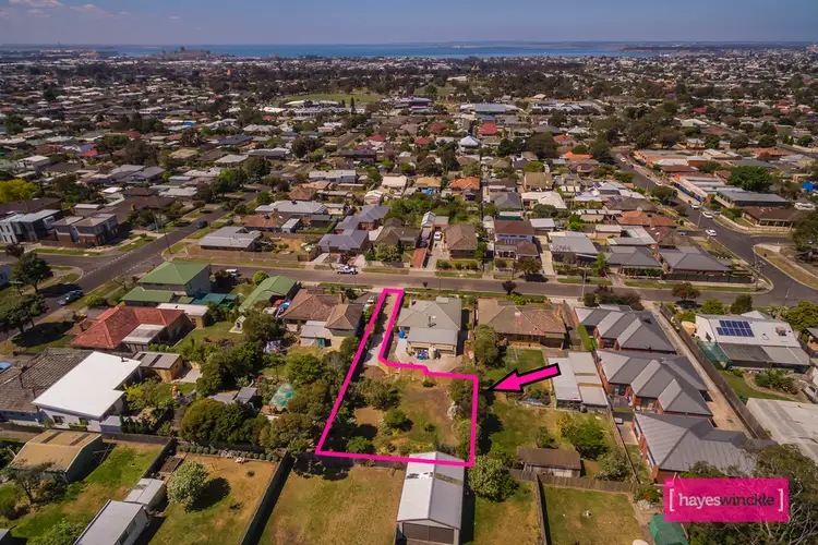 16 B Alkoomi Avenue, Hamlyn Heights VIC 3215