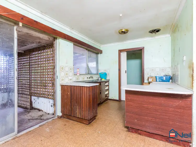 Fifth view of Homely house listing, 3 Baxendale Way, Camillo WA 6111