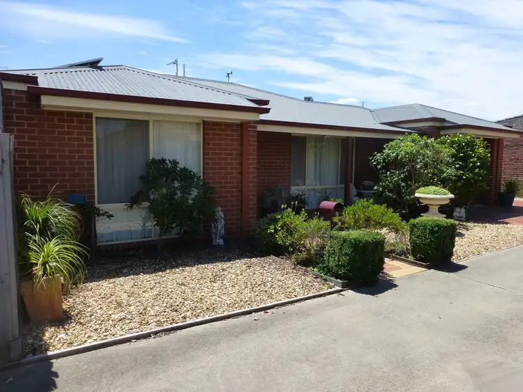2/11 Grant Street, Bairnsdale VIC 3875
