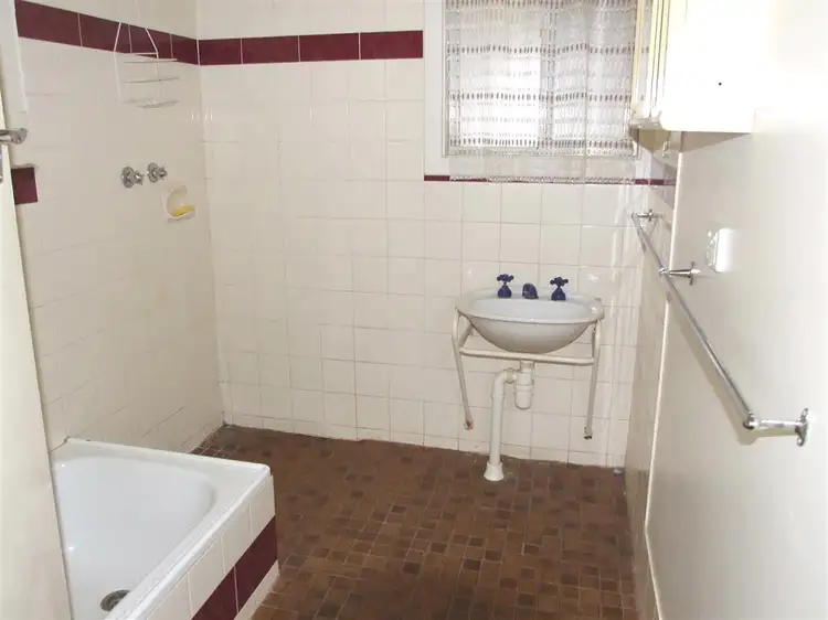 Fourth view of Homely house listing, 7 Hobbs St, Berri SA 5343
