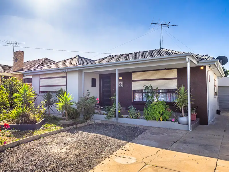 Main view of Homely house listing, 52 Deakin Street, Bell Park VIC 3215