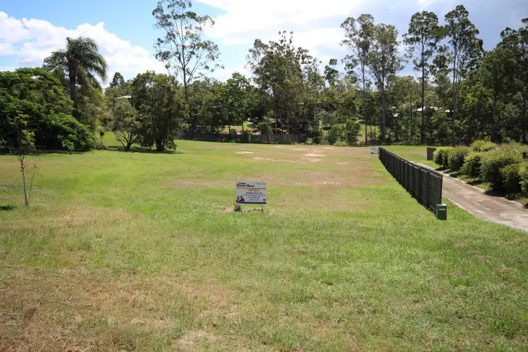 12 Rose Road, Southside QLD 4570