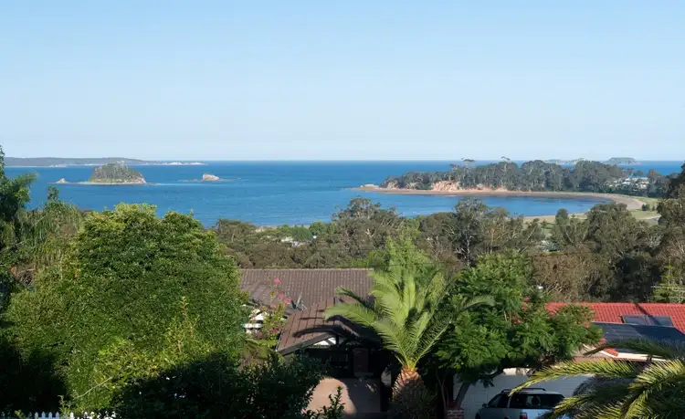 6 Derribong Avenue, Catalina NSW 2536