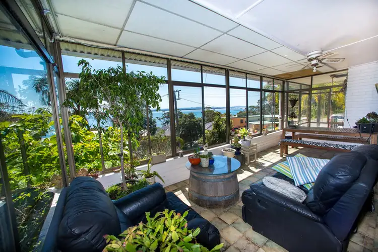 6 Joleen Crescent, Shoal Bay NSW 2315