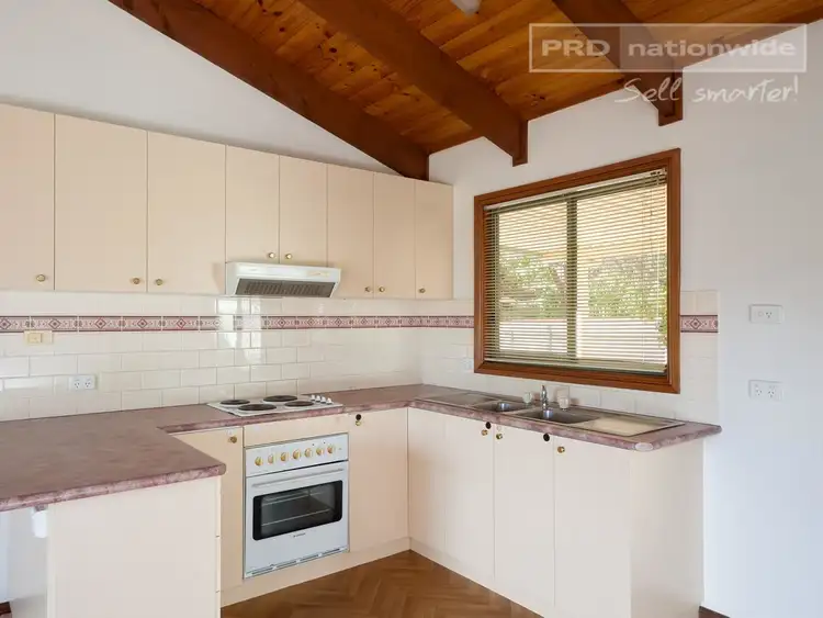 Fifth view of Homely unit listing, 15 Richard Street, Turvey Park NSW 2650