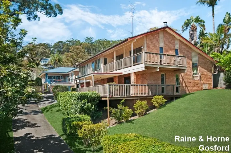 297b Avoca Drive, Green Point NSW 2251