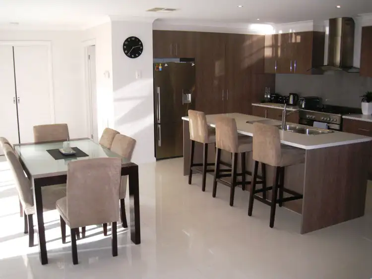 Fifth view of Homely house listing, 2 Leah Drive, Yarrawonga VIC 3730