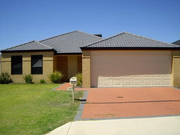16 Mickle Way, Bertram WA 6167