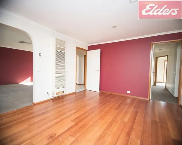 Fifth view of Homely house listing, 25 Edinburgh Circuit, Wodonga VIC 3690