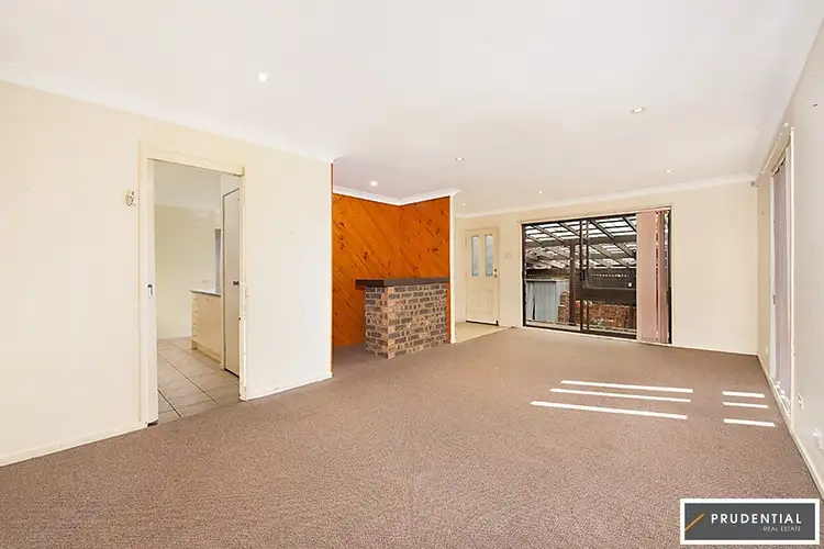 Second view of Homely house listing, 8 Alexis Place, Rosemeadow NSW 2560