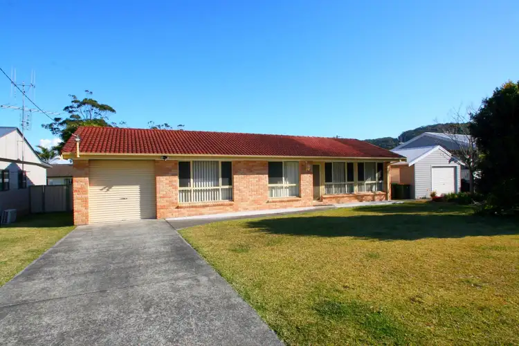 Fourth view of Homely house listing, 4 Windsor Street, Tarbuck Bay NSW 2428