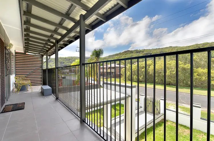 4 Blue Waters Parade, Tascott NSW 2250