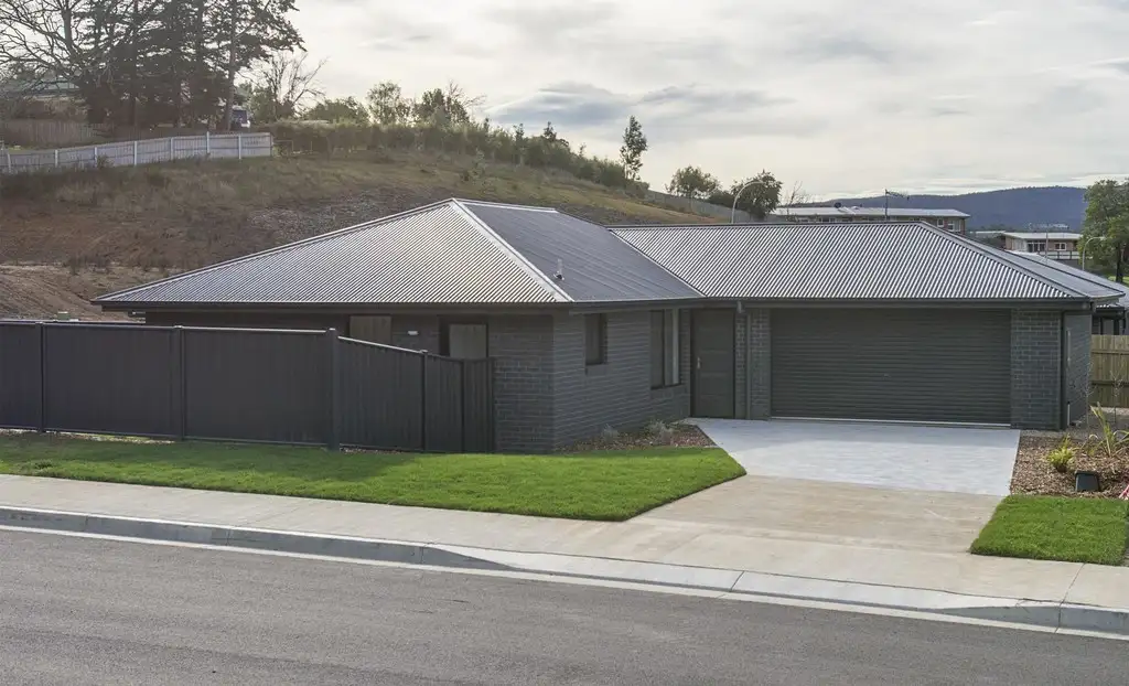 Main view of Homely unit listing, 1/1 Aram Place, Newstead TAS 7250