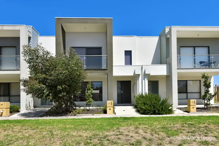 28 Courthouse Walk, Doreen VIC 3754