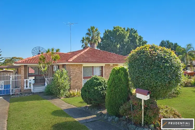 106 Longhurst Road, Minto NSW 2566