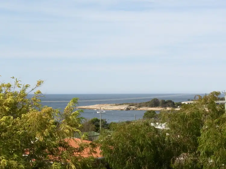 2 Harvey Avenue, Bicheno TAS 7215