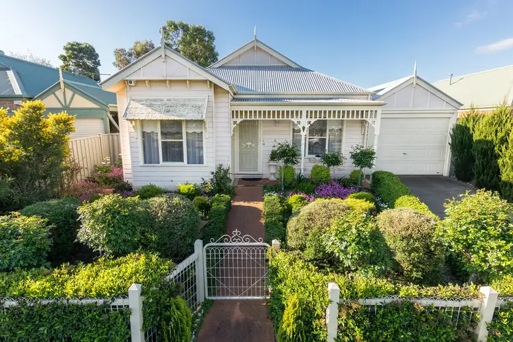 8 Prospect Drive, Tarneit VIC 3029