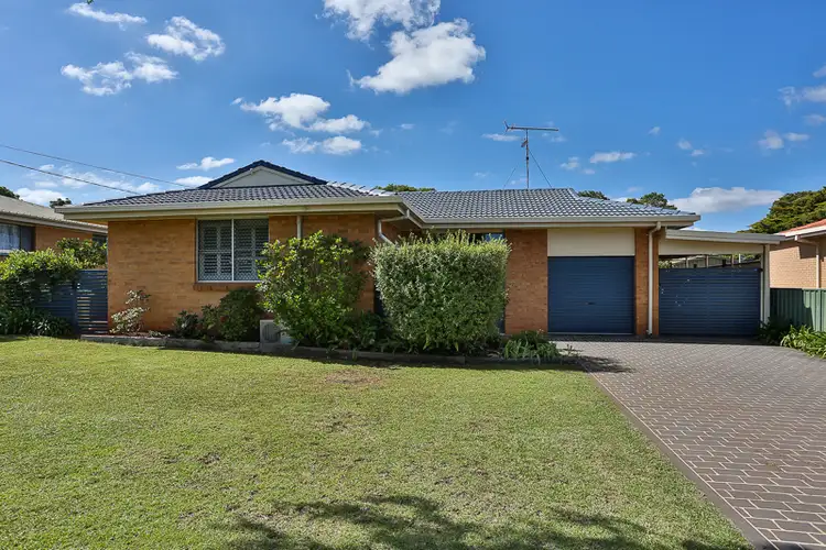 21 Sardon Street, Centenary Heights QLD 4350