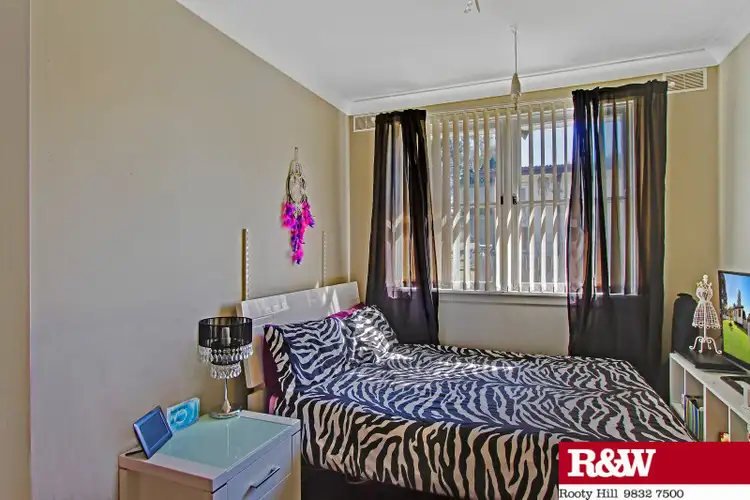 Sixth view of Homely house listing, 7 Luzon Avenue, Lethbridge Park NSW 2770