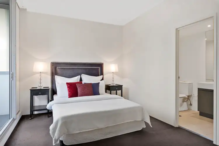 Fifth view of Homely apartment listing, 8/4 Hutchinson Walk, Zetland NSW 2017