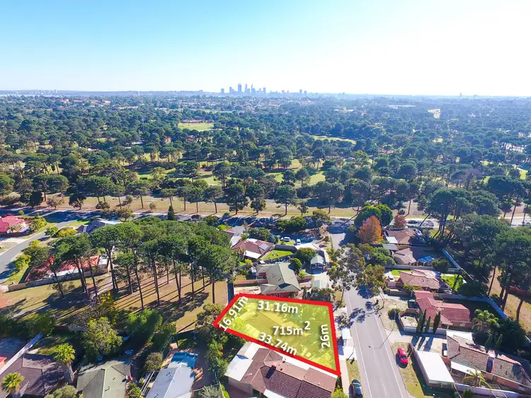82 Walanna Drive, Karawara WA 6152