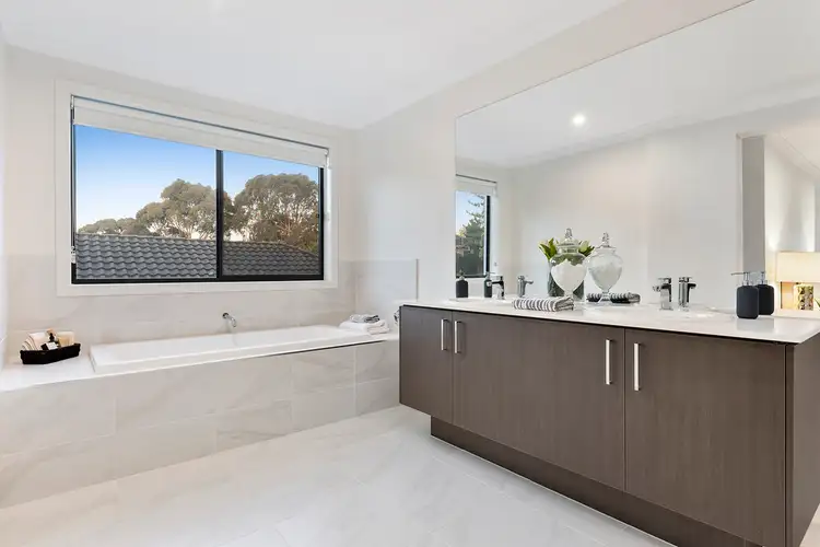 Fifth view of Homely house listing, 9 Griffiths Court, Mount Waverley VIC 3149