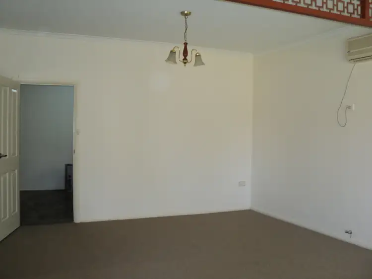 Fifth view of Homely house listing, 10 Chennell Cres, Barmera SA 5345