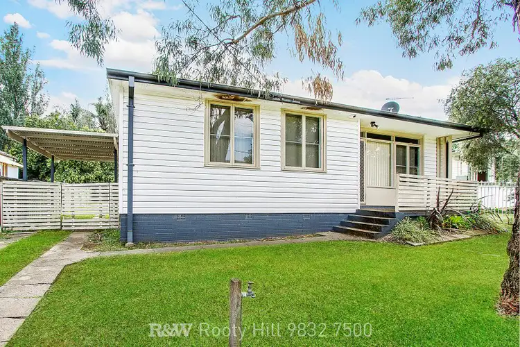 44 Waikanda Crescent, Whalan NSW 2770