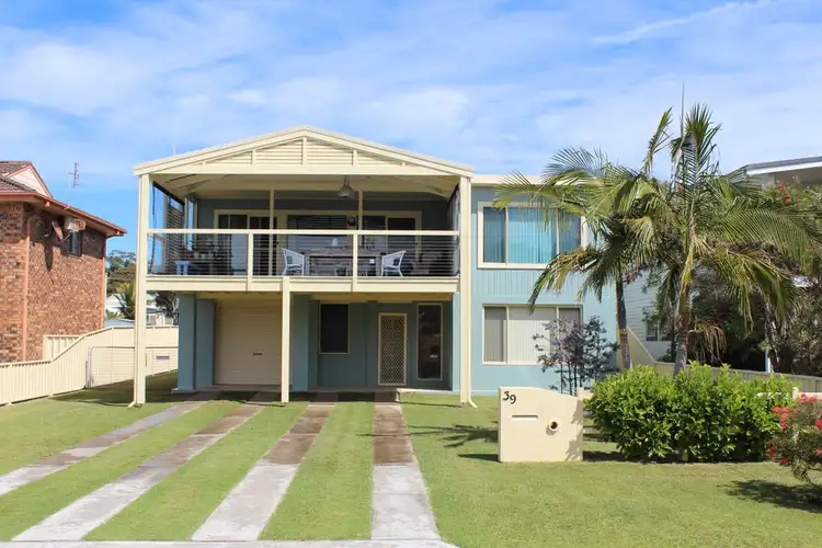 39 Eastbourne Avenue, Culburra Beach NSW 2540