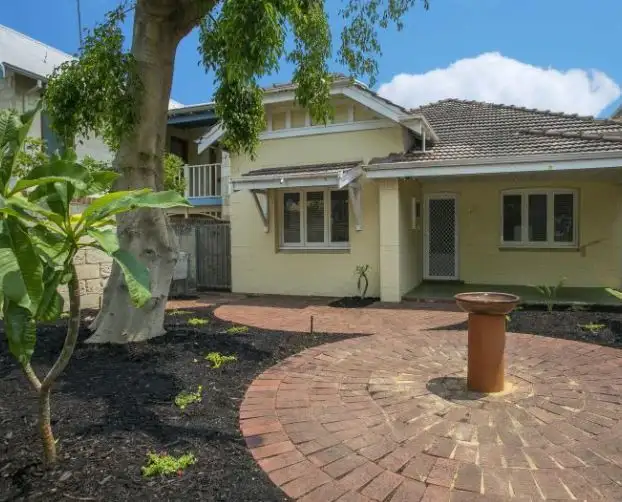 5 Koeppe Road, Claremont WA 6010