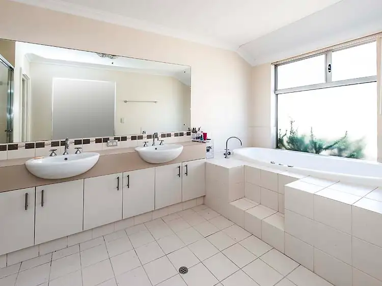 Sixth view of Homely house listing, 14 Arpenteur Turn, Madora Bay WA 6210