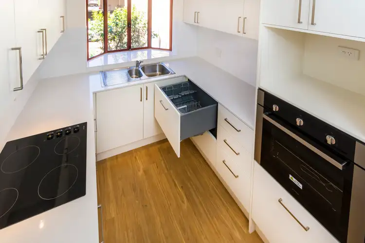 10 / 153 Stock Road, Bicton WA 6157