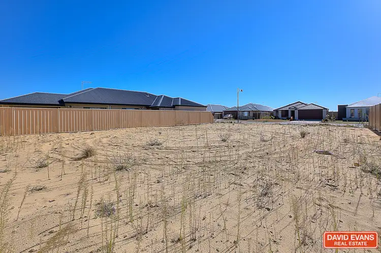 31 Weetman Road, Hammond Park WA 6164