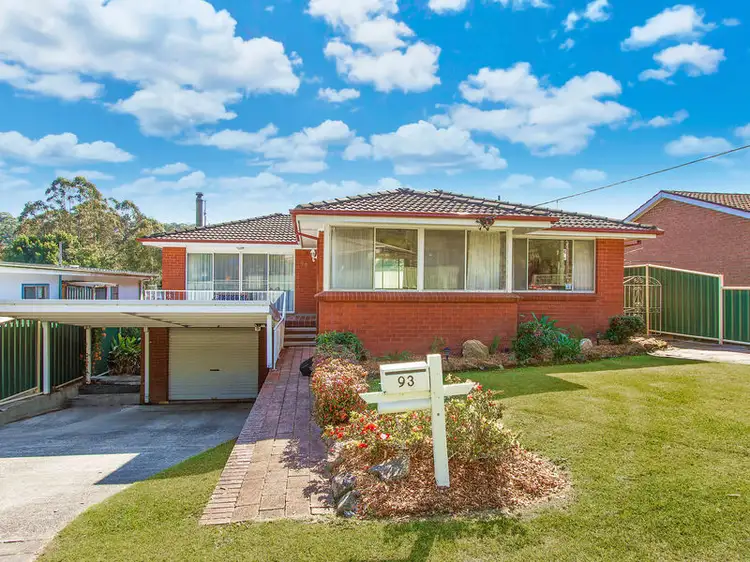 93 Maidens Brush Rd, Wyoming NSW 2250