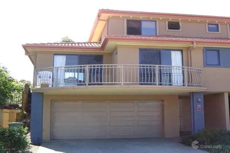 99/4 University Dr, Robina QLD 4226