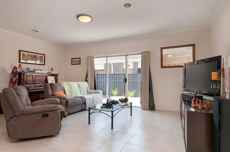 Third view of Homely house listing, 21 Highbury Circuit, Craigieburn VIC 3064