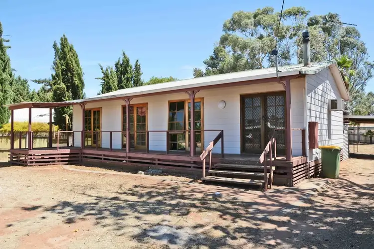 10 Arafura Road, Robinvale VIC 3549
