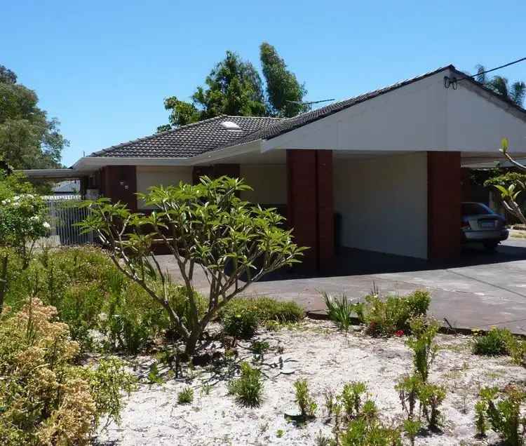 6A Laconia Court, Riverton WA 6148