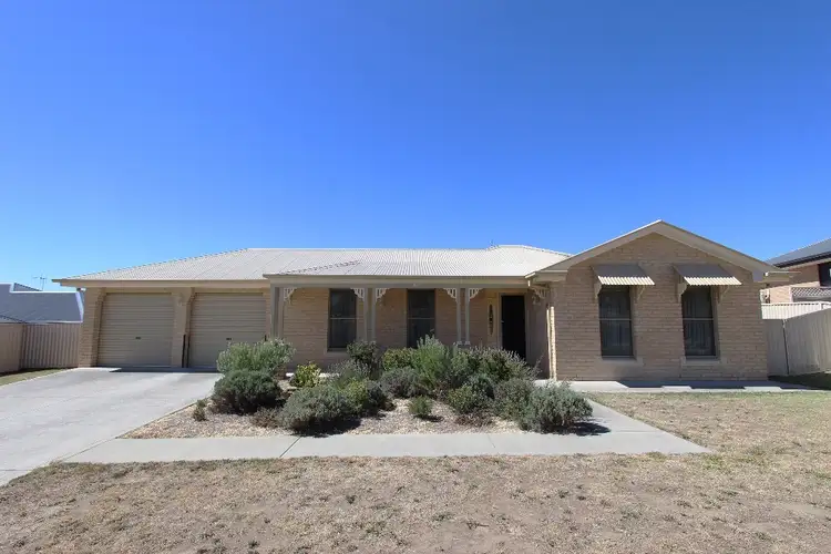 19 Tandora Street, Kelso NSW 2795
