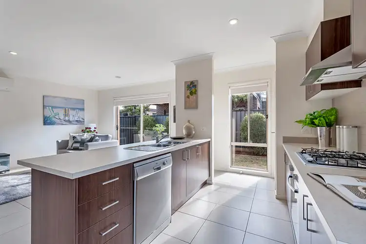 Fifth view of Homely house listing, 15 Woodgrove Street, Craigieburn VIC 3064