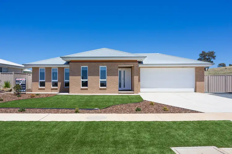 71 Lingiari Drive, Lloyd NSW 2650