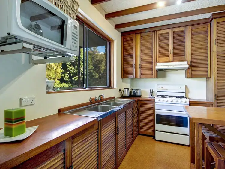 Third view of Homely unit listing, 8/18 Clarke St, Narrabeen NSW 2101