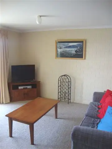 Third view of Homely apartment listing, 1/6 Townsend Street, Jindabyne NSW 2627