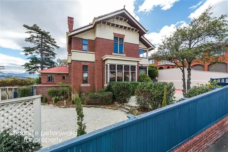 2 Boa Vista Road, New Town TAS 7008