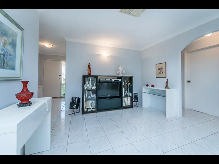 Sixth view of Homely villa listing, 2/12 Blythe Place, Willetton WA 6155