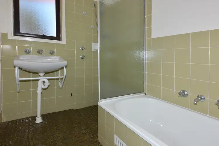 Fourth view of Homely house listing, 10 Barratt Crescent, Whyalla Jenkins SA 5609