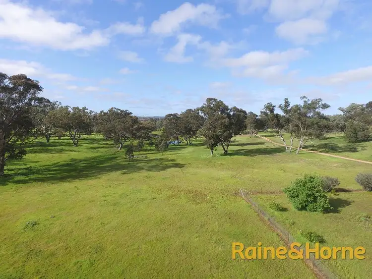 31R Strathgled Road "Bonneville", Dubbo NSW 2830