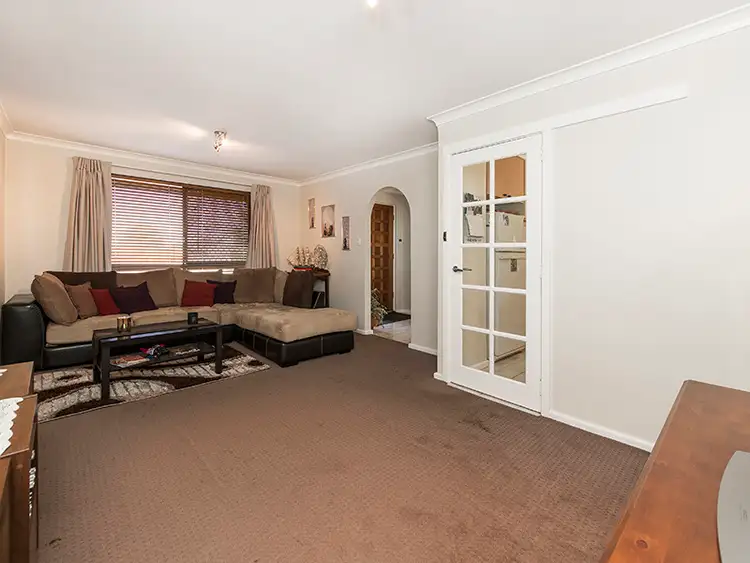 Third view of Homely house listing, 8 Robertson Court, Kingsley WA 6026