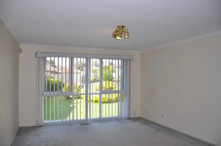 Second view of Homely house listing, 4 Dornie Mews, Endeavour Hills VIC 3802